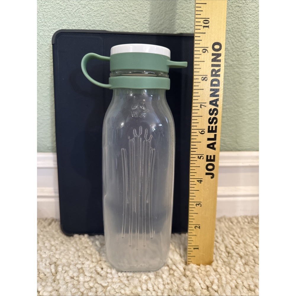 Ella Elsie Glass Water Bottle 22 Oz Hydration Fitness Workout Health Gym Running